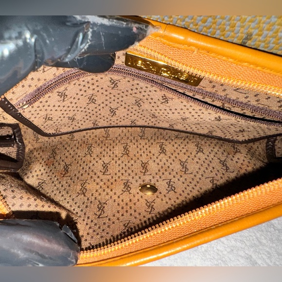 YSL Authentic Vintage  clutch leather - Picture 9 of 13